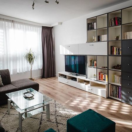 Midi-Suede Apartamento Bruselas Exterior foto