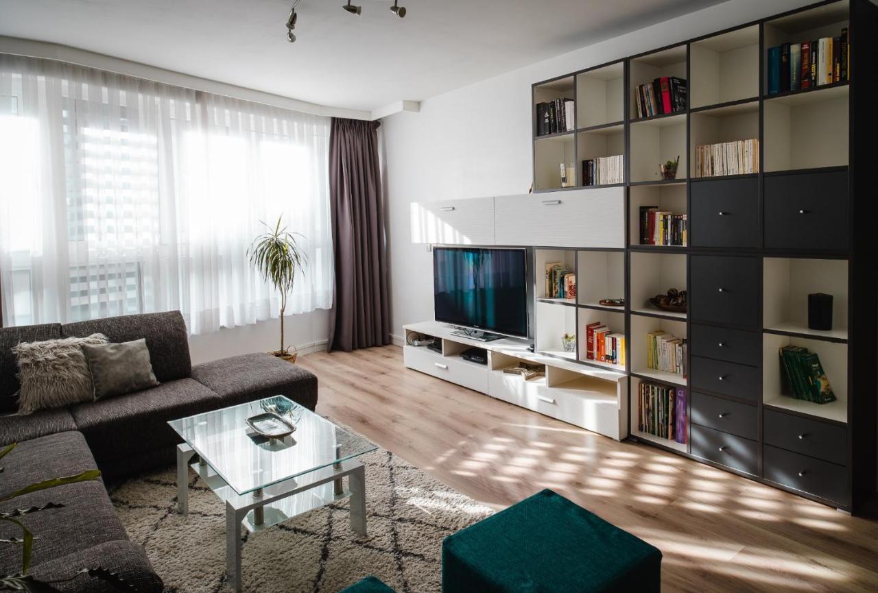 Midi-Suede Apartamento Bruselas Exterior foto